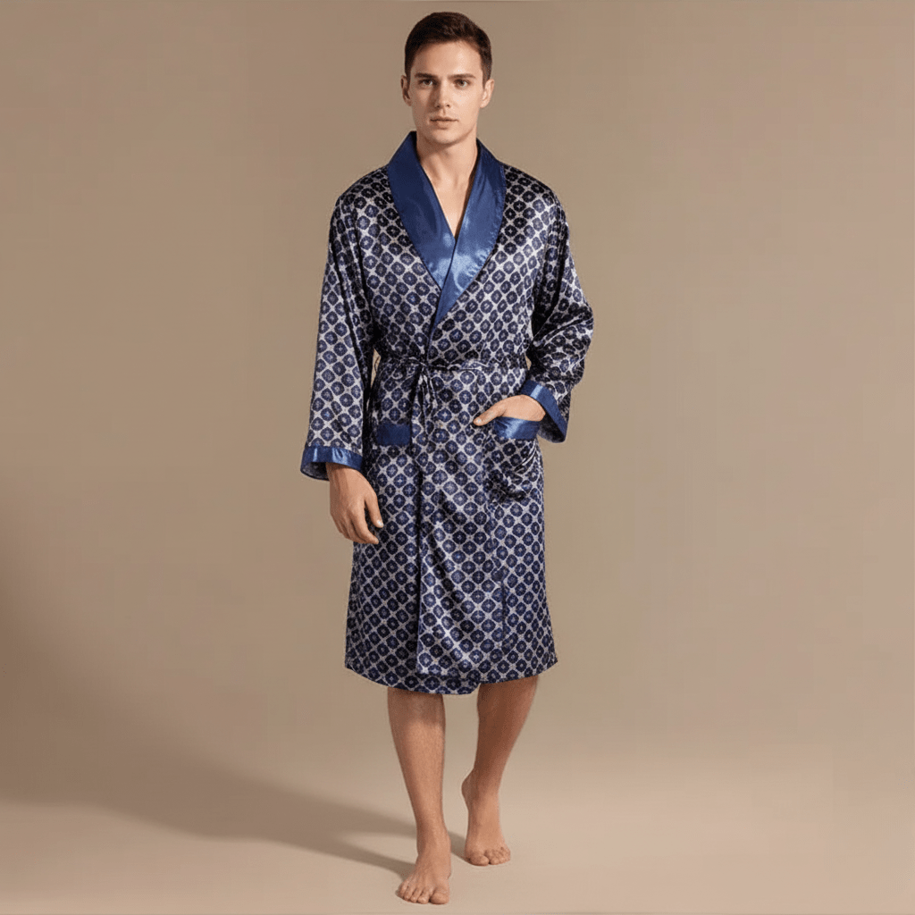 Peignoir Court Homme Satin – Élégance et confort pour séduire