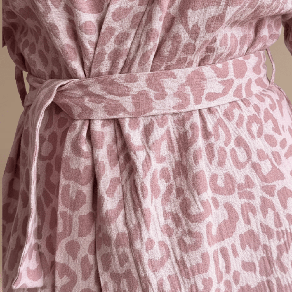 Peignoir Femme Coton Rose – Élégance et Confort à Découvrir