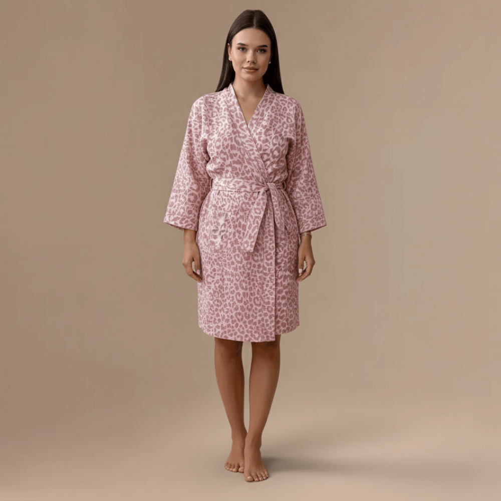 Peignoir Femme Coton Rose – Élégance et Confort à Découvrir