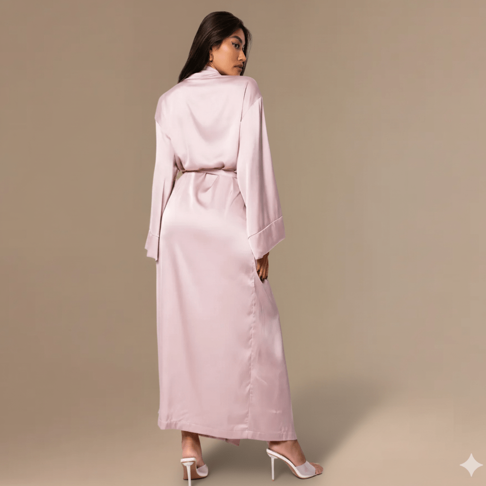 Peignoir femme satin long – Élégance et confort irrésistibles