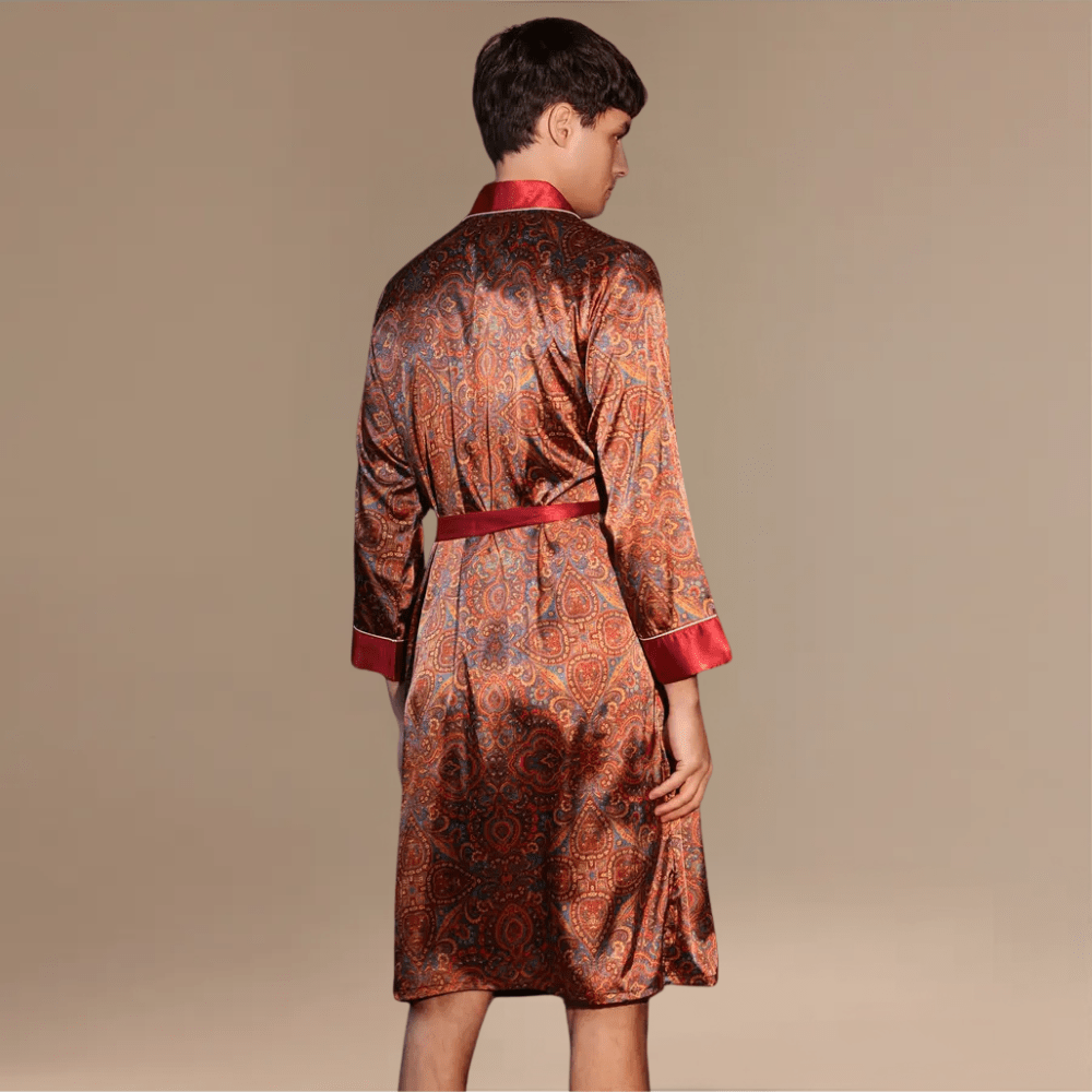 Peignoir Homme Satin Rouge : Élégance et Confort Inégalés à Découvrir