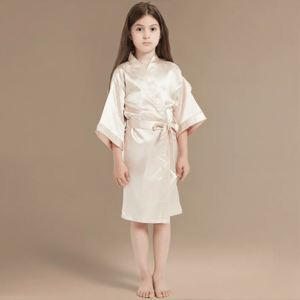 Peignoir Satin Fille – Élégance Douce et Confort Irrésistible