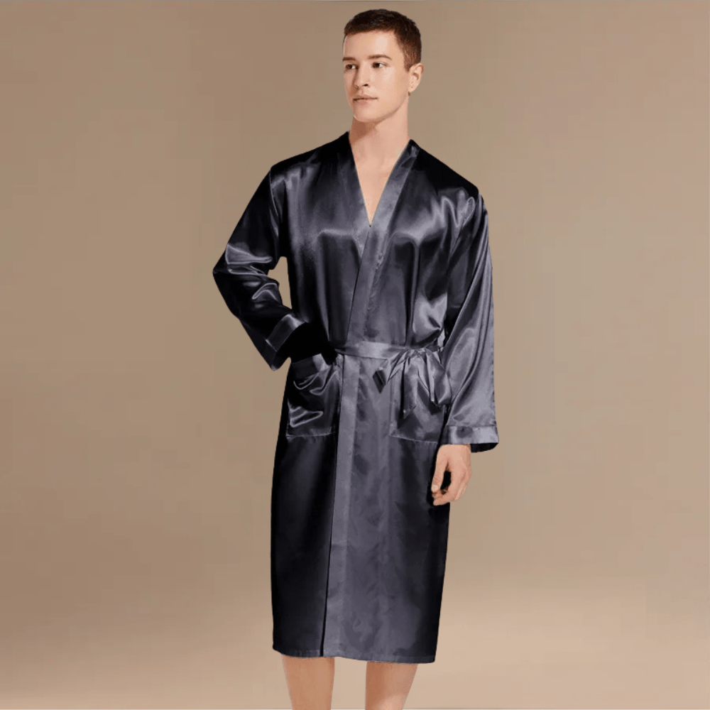Peignoir Satin Homme – Élégance et Confort Inégalés à Découvrir