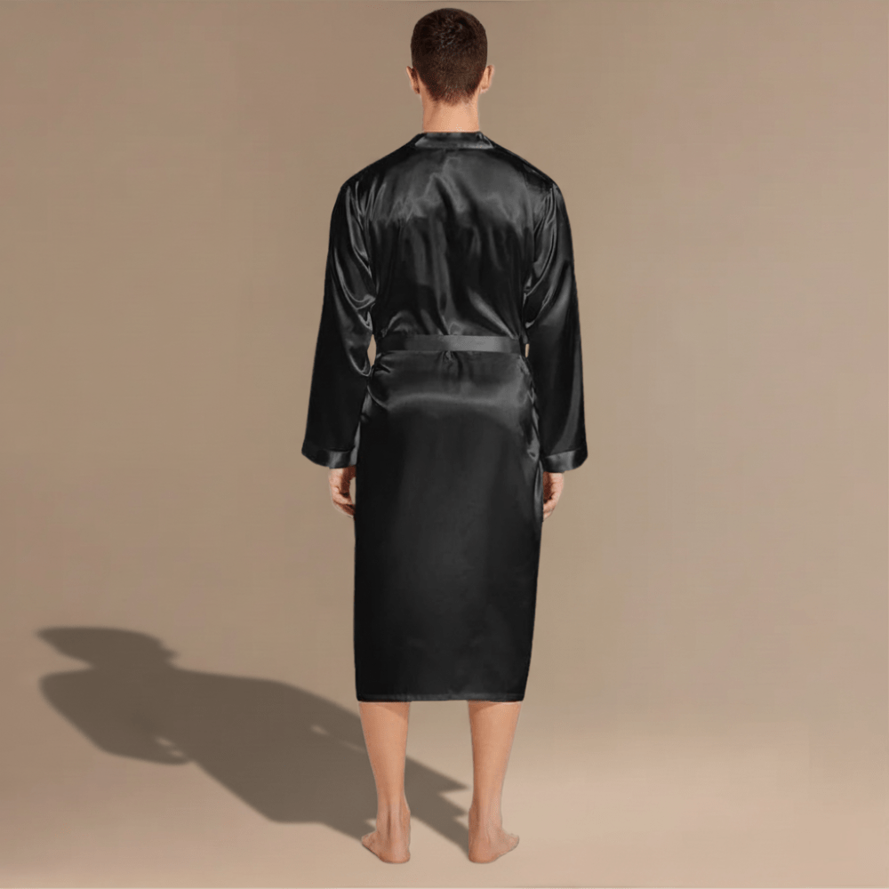 Peignoir Satin Homme – Élégance et Confort Inégalés à Découvrir