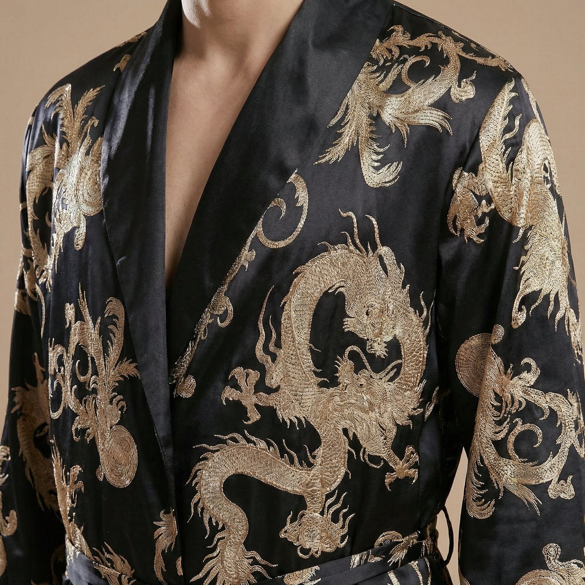 Dragons Dorés sur Noir