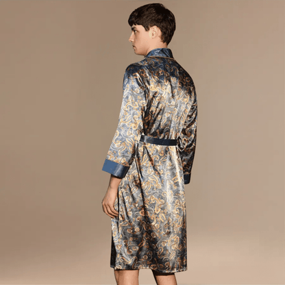 Peignoir Homme Satin Bleu : Élégance et Confort Inégalés à Découvrir