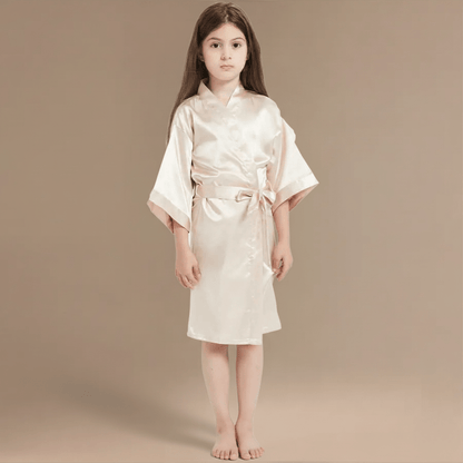 Peignoir Satin Fille – Élégance Douce et Confort Irrésistible